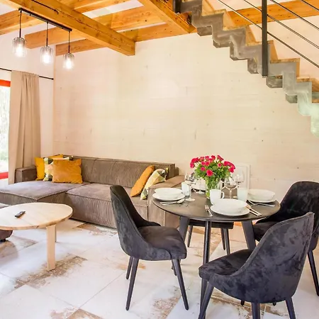 1 Bedroom Gorgeous In Nyaraló *