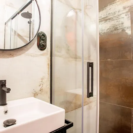 1 Bedroom Gorgeous In Nyaraló *