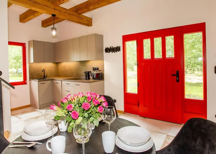 1 Bedroom Gorgeous In Rowy (Pomerania)